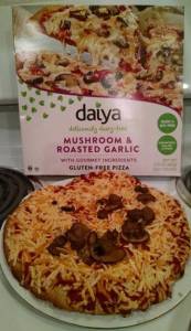 daiya-pizza-cooked